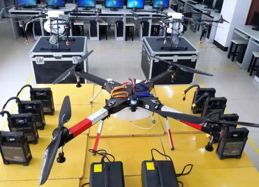 学院低空研究实训室建设